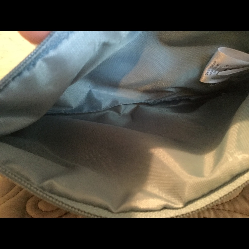 Thirty One makeup bag - Picture 2 of 3